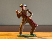 Vintage Barclay B76 738 Soldier Bomb Thrower, Rifle Off Ground  Near MINT 