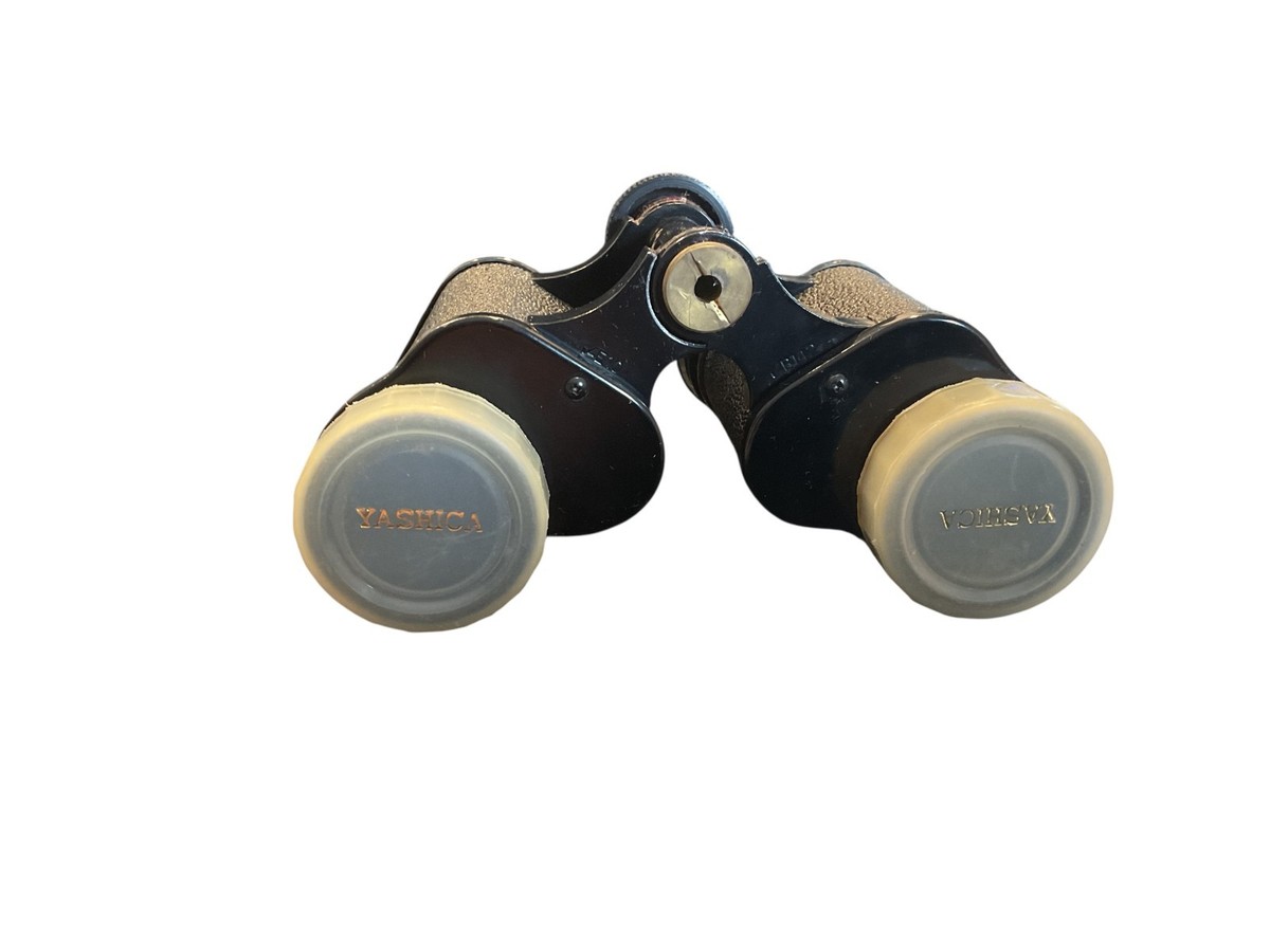 YASHICA 8 X 30 FIELD 7.5° COATED OPTICS BINOCULARS Y-NO 838 100
