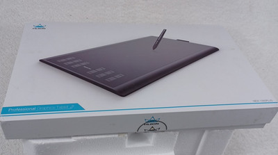 Huion Inspiroy 1060PLUS Graphics Drawing Tablet - Black