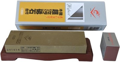 Naniwa Lobster Ceramic Whetstone #2000 w/ Base & Dressing Stone