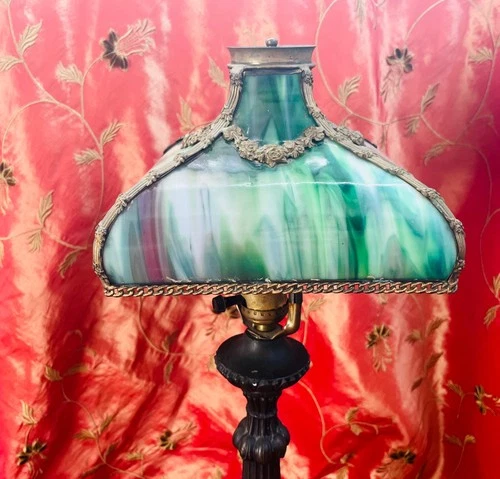 Rare! Gorgeous Vintage Tiffany Style Stained Glass Table Lamp