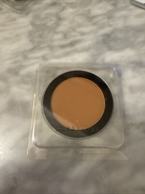 new Laura Mercier Smooth Finish Foundation Powder 5W1 14 Refill fast ship
