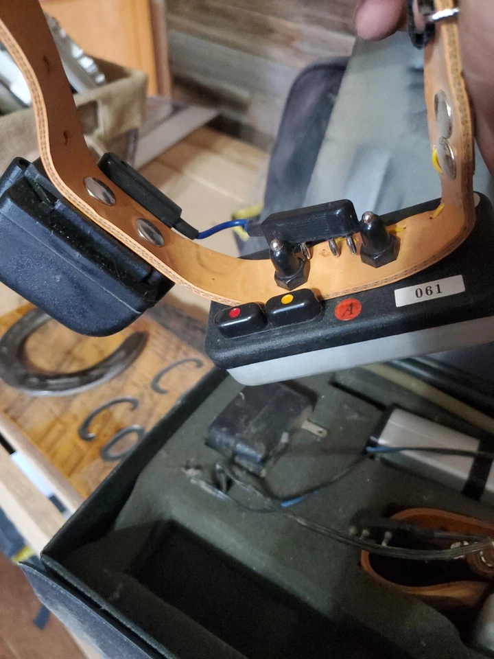 dog shock collar with remote waterproof - Image 2 of 4