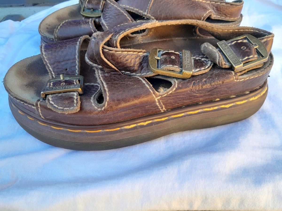 Dr.Martens::サンダル:UK7[RESALE] Vintage Doc Marten Womens Sz 7 39 EU T Strap Triple Buckle