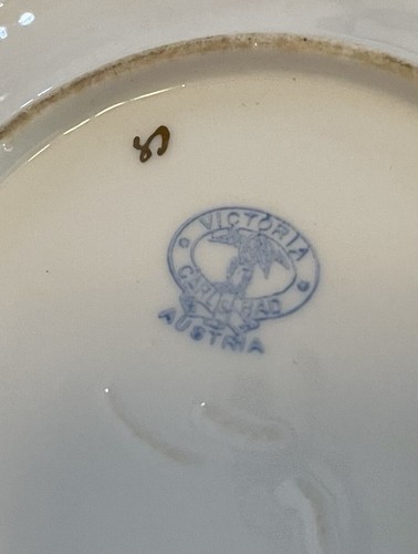 Victoria Carlsbad Austria Covered Creamer And Drip Bowl / Purple Flowers - Picture 5 of 8