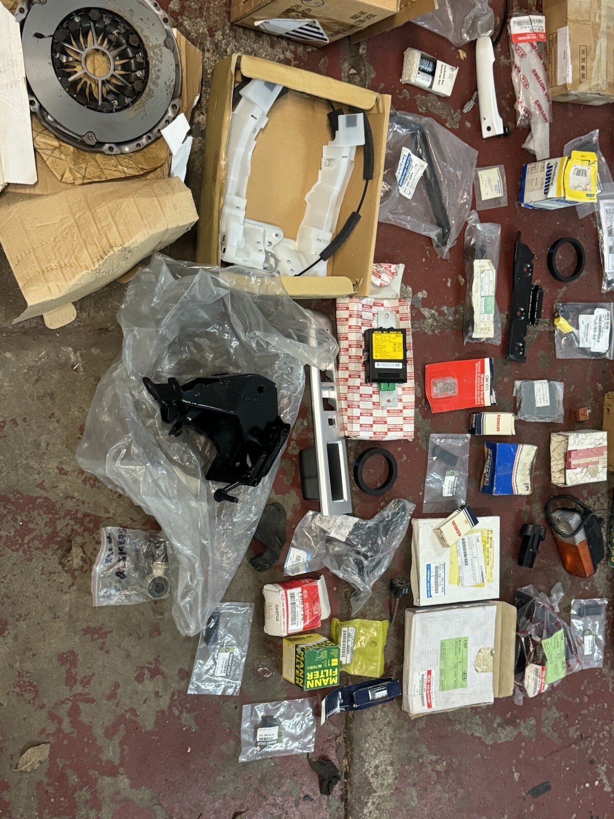 Car Part Job Lot Kia Renault Peugeot 50 + Items eBay