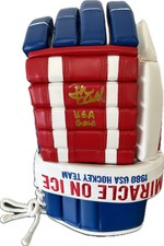 Jack O'Callahan Signed Miracle on Ice 1980 Replica Hockey Glove
