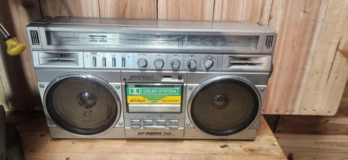 Sharp GF-8989II Silver Boombox - Fully Functional-Everything Works - vintage 80s