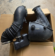 2004 Mach 1 Oem Cold Air Intake 2004 Mach 1 Oem Cold Air Intake