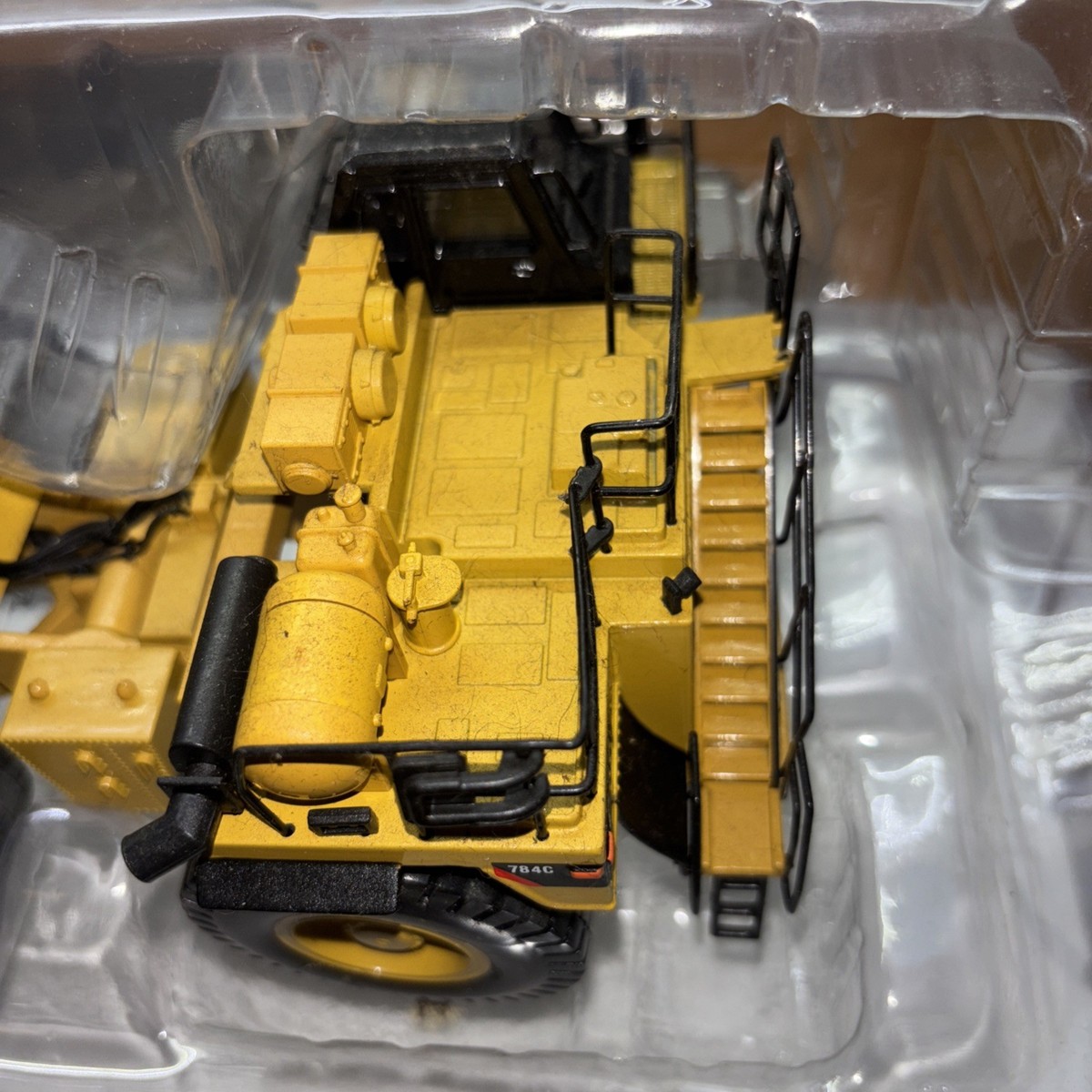 Norscot 1/50, Caterpillar 784c Tractor With Tow haul Lowboy 55220