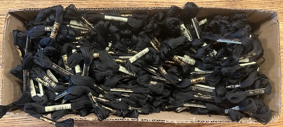 Huge Wholesale Lot 200 NEW DMC Embroidery Floss 310 BLACK Threads Cross Stitch - Image 4 of 4