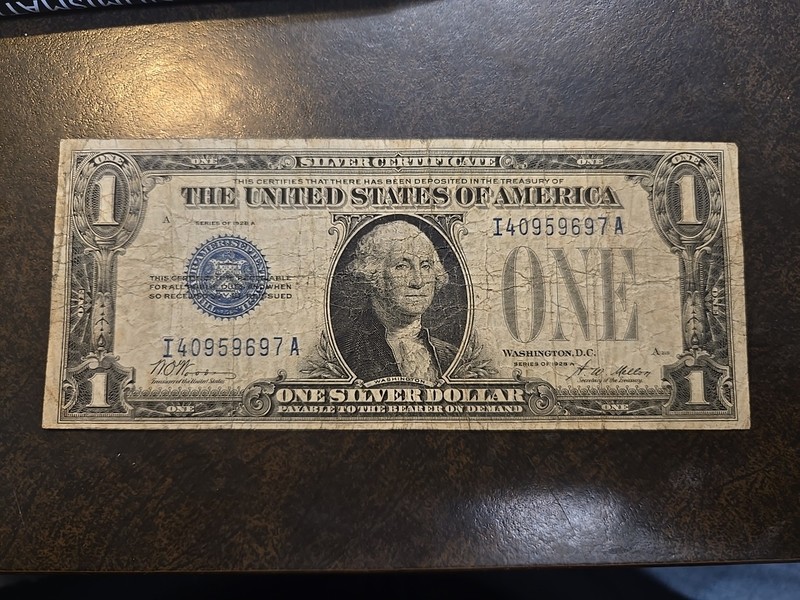 1928 A US $1 Silver Certificate One Dollar Note 9697 A