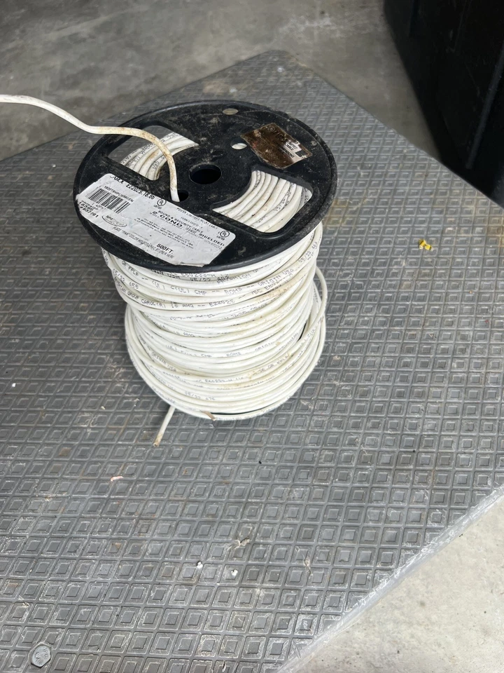 NUEVO CAROL E2202S.18.86 cable de datos, plenum, 2 cables, blanco, 500 pies 4DPN7 Foto 3 de 4