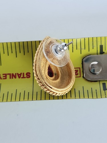 Vintage 80s Chabot Chunky Earrings Gold Tone Teardrop Stud Earrings Ruby Red - Bild 5 von 6
