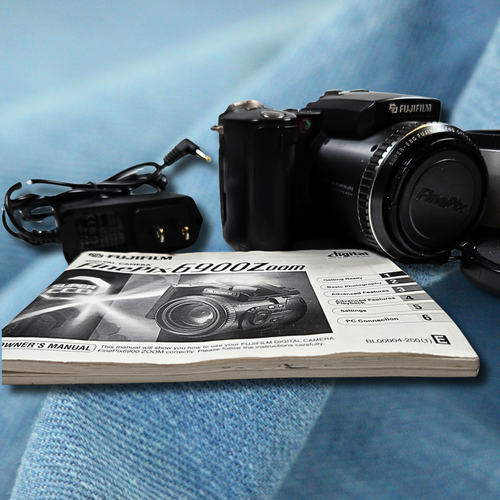 Classic Fujifilm Finepix 6900 Zoom Digital Camera 3.1MP Super CCD With Case - Picture 9 of 12