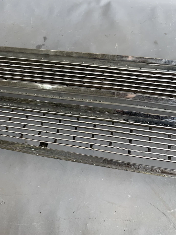 1966 福特银河 500 XL 7 升 LTD 前格栅烤架 铬 原始设备制造商 成型装饰 — 第 4/4 张图片