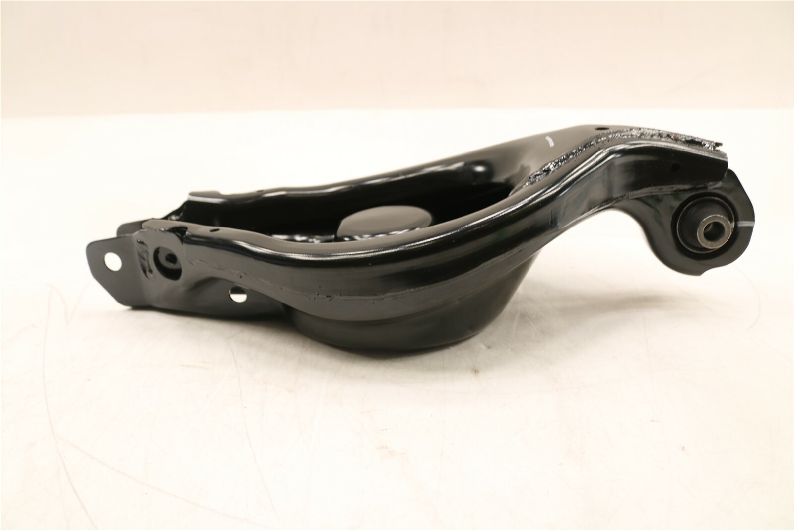 2012 Honda Pilot OEM Driver Side Rear Suspension Lower Control Arm  