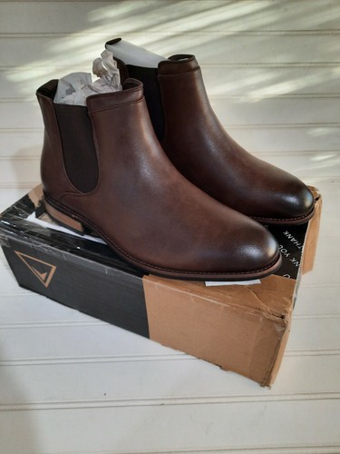 wide width booties size 10