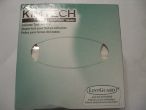 Kimtech Science KimWipes Delicate Task Wipers; 4.4 x 8.4 in - Picture 6 of 9
