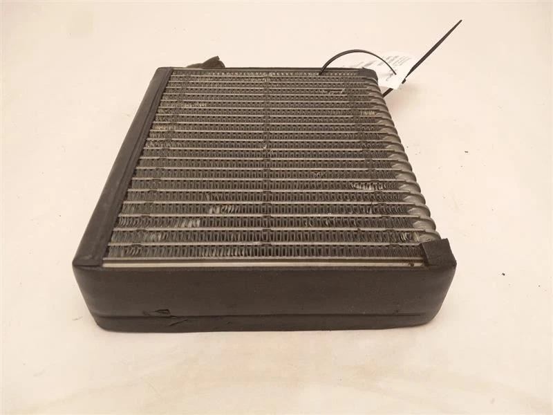 C CORE para Toyota Corolla 2003-2004 Foto 3 de 4