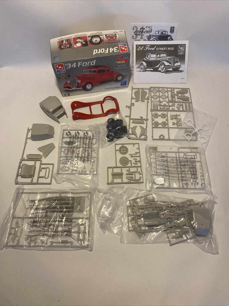AMT 1934 Ford 1:25 Hot rod muscle car stock car In model kit