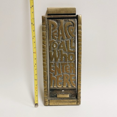 Vintage MCM Brass Door Knocker “Peace To All Who Enter Here” 1969 Terra Sancta - Picture 10 of 11