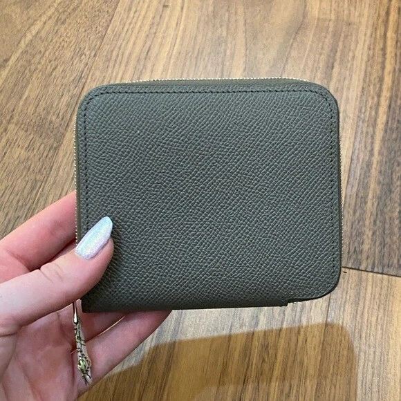 Hermes Silk in Silk'in Compact Wallet