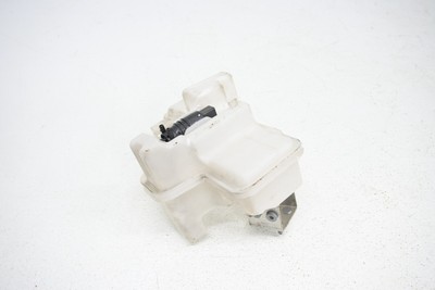 2014-2018 BMW I3 Windshield Washer Reservoir With Pump 61667304020 