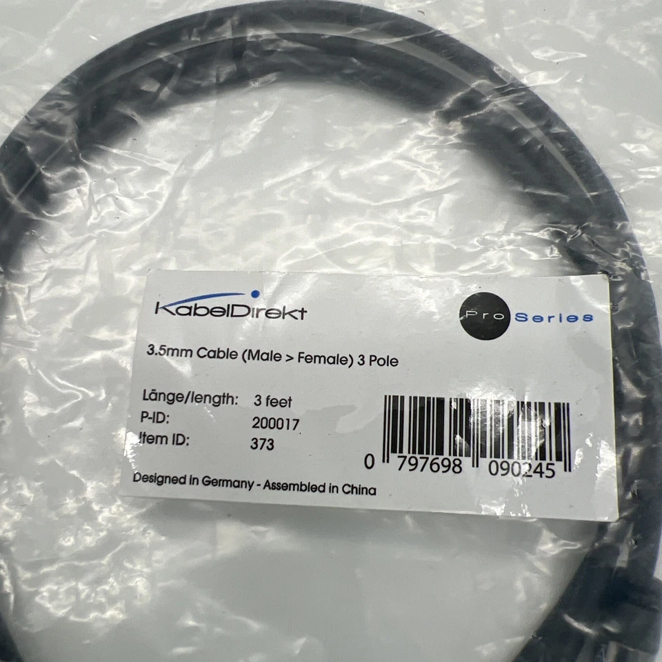 KabelDirekt Pro Series 3.5mm Male / 3.5mm Female Audio Extension Cable (3 ft) - Image 2 of 4