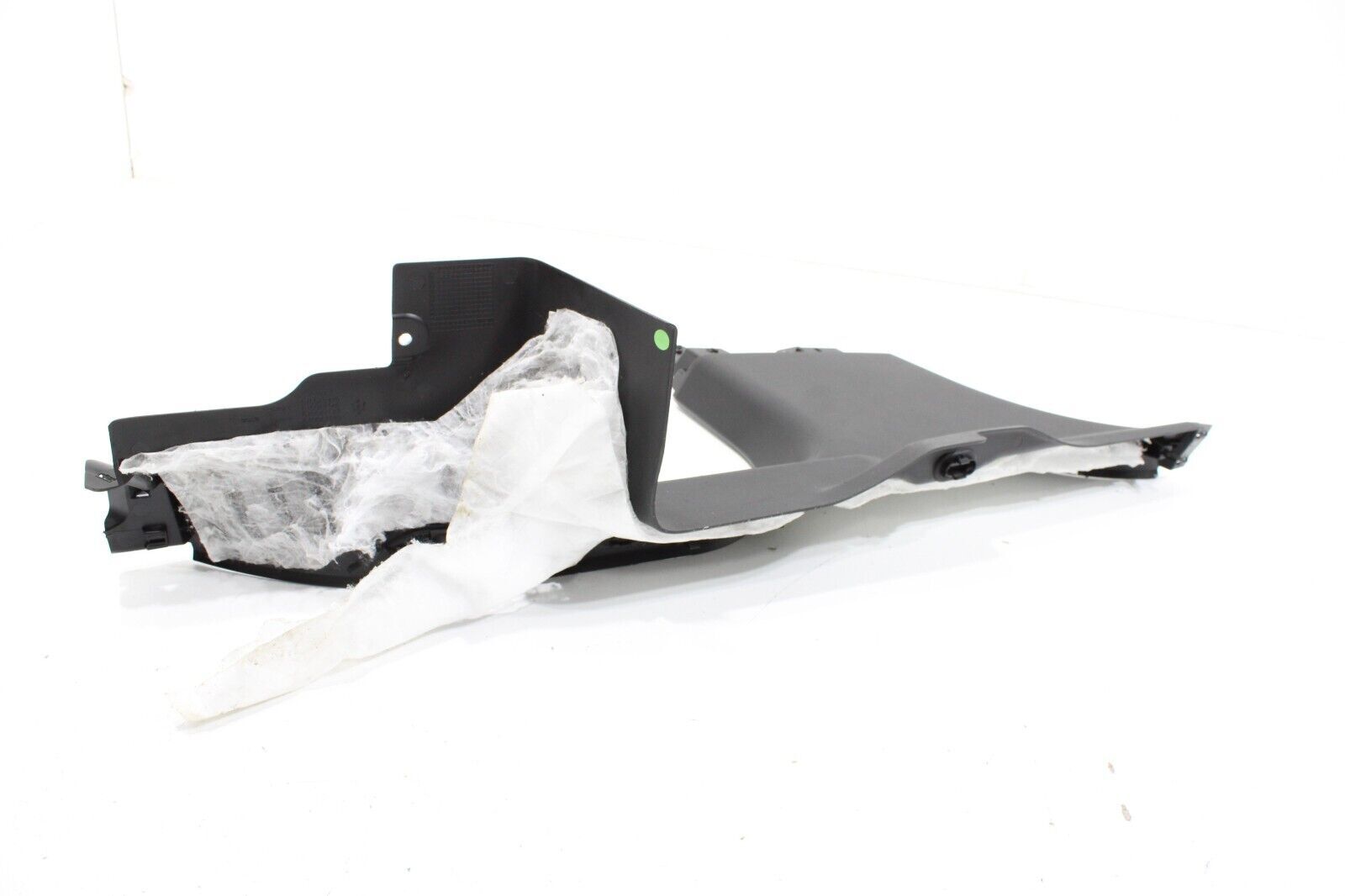 2017-2020 MASERATI LEVANTE LEFT DRIVER SIDE B PILLAR LOWER TRIM COVER PANEL OEM