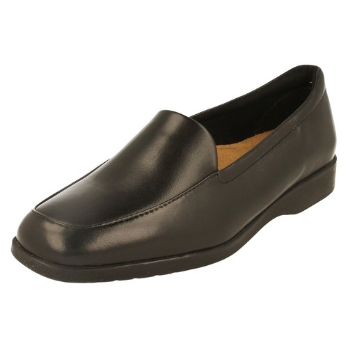 ee width womens shoes