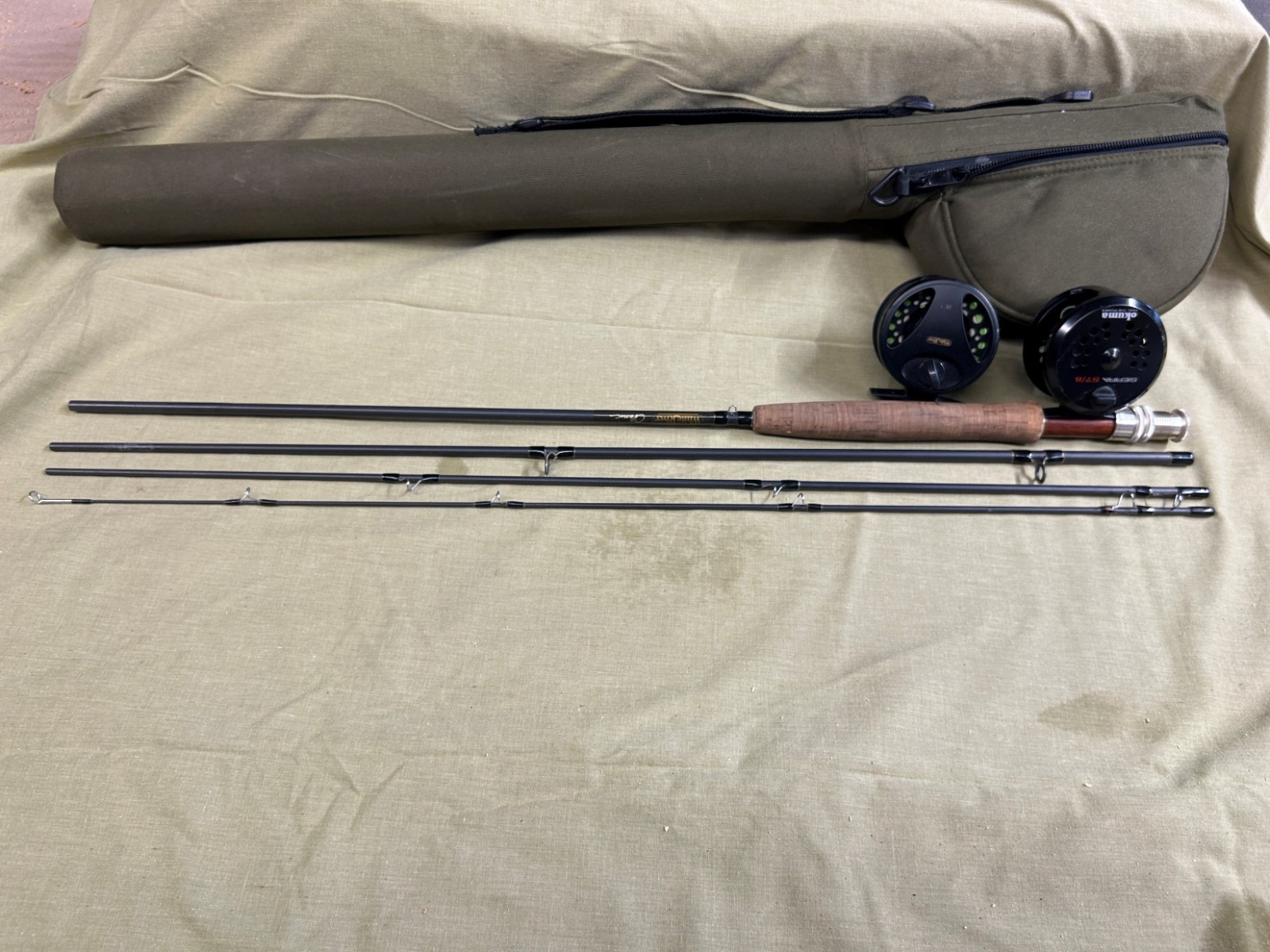 White River 5wt 8'6" 4pc rod combo with Reel, Line and Travel case
