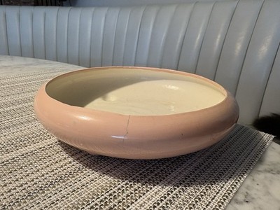 Vintage Wellen USA Pottery pink Dish Garden/ Planter