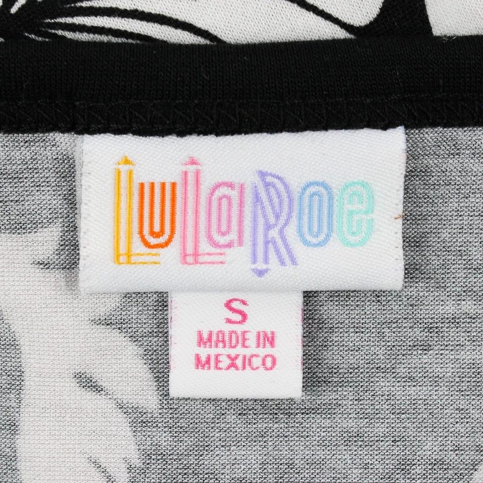 LuLaRoe Black and White Floral Short-Sleeve T-Shirt Women's Small - Image 4 of 4