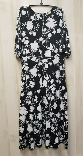 Lane Bryant Black & White Floral Faux Wrap Dress w V-Neck & Tie Waist Sz 18/20 - Picture 2 of 9