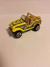 Vintage 1990 Hot Wheels Jeep JT Motor Sport Mudcat Mojave Roll Patrol