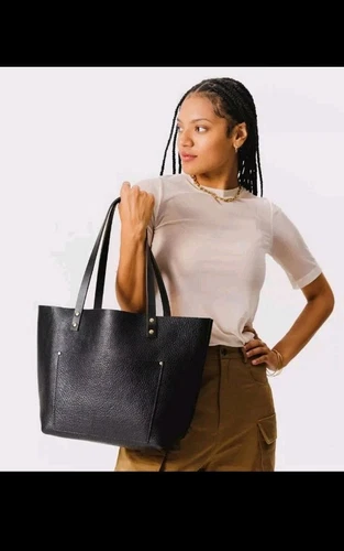 Bolso de Mano Portland de Cuero Grande Guijarro Negro con Correa para el Hombro Etiqueta Colgante de Cuero de Vaca - Imagen 22 de 23