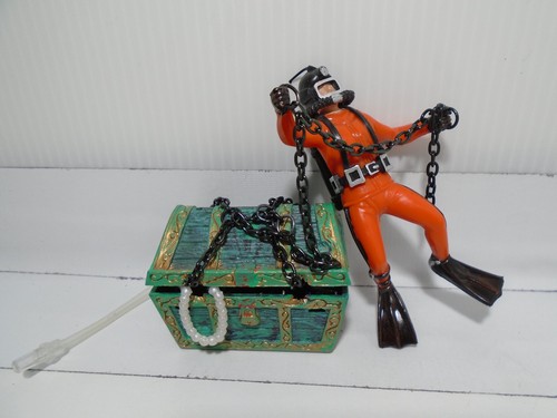 VTG 1978 PENN PLAX FISH TANK AQUARIUM DIVER & TREASURE CHEST 6" FIGURE (MF1464)