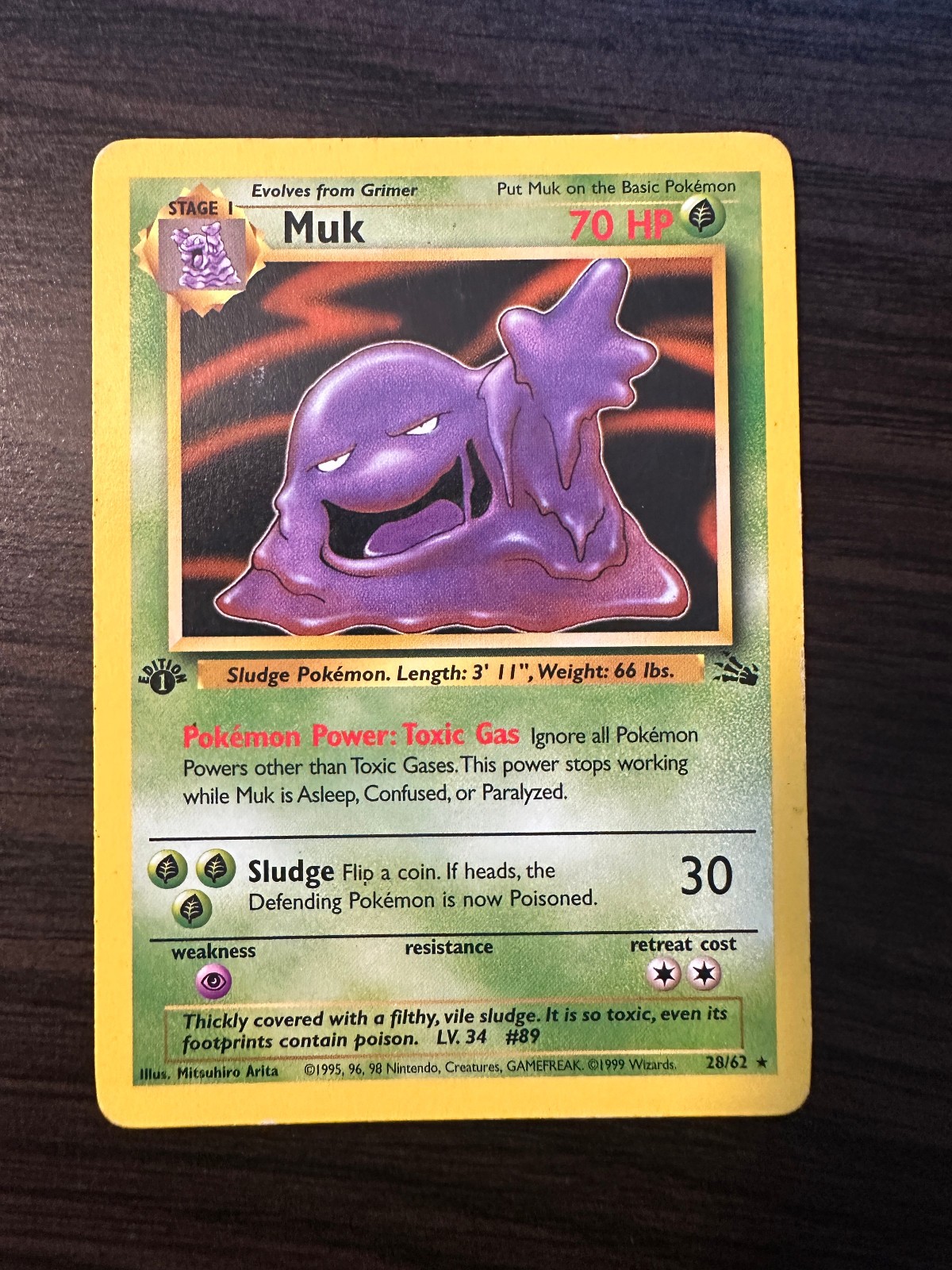 Muk Fossil 28/62 1st Edition Rare Vintage Pokemon TCG Card