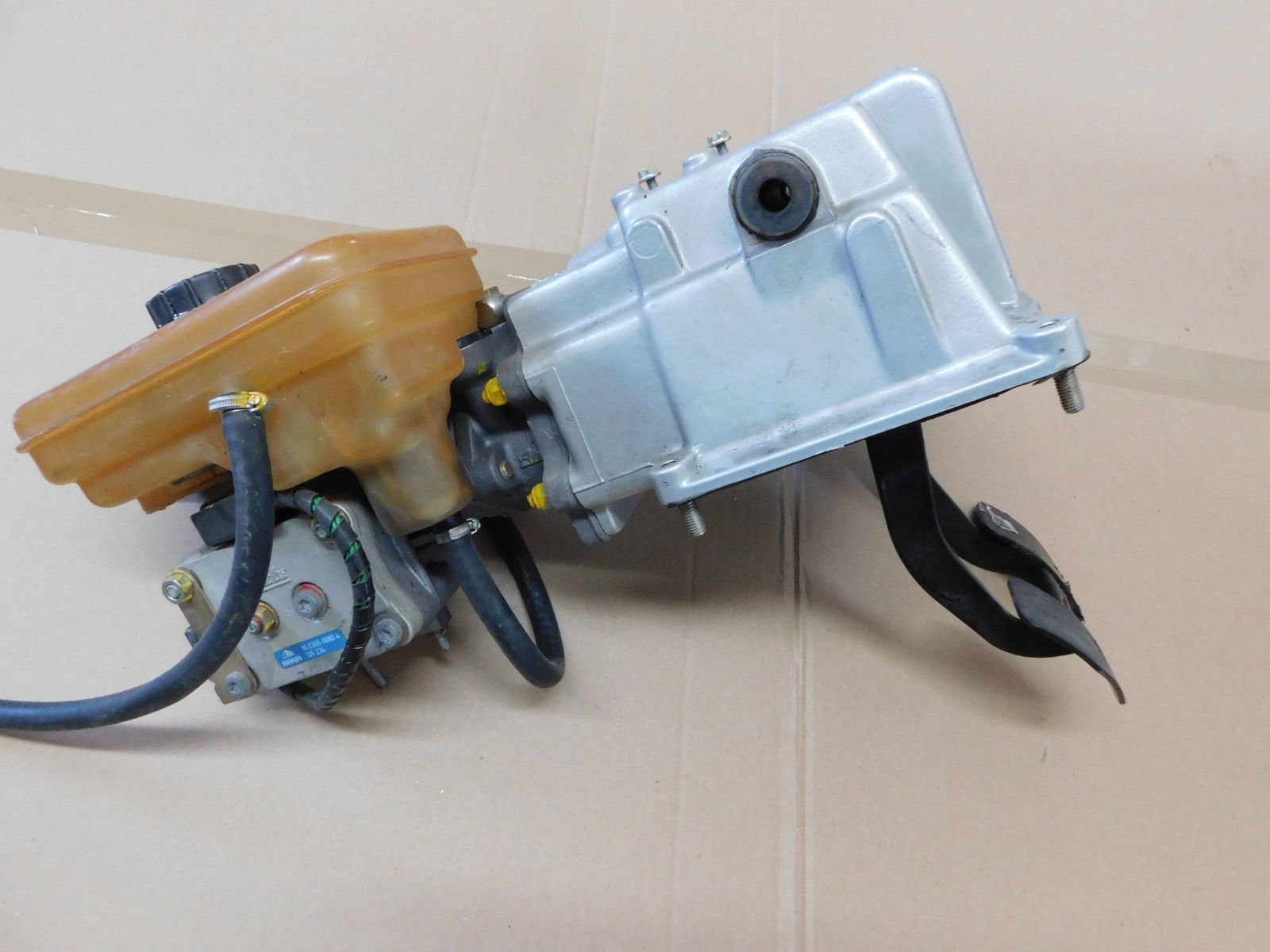 Ferrari 348 pedal box and ATE brake pump