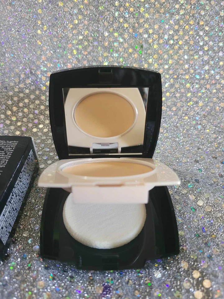 Avon MAGIX Tinted Face Perfector M02 FAIR Matte ~ NIB/NOS ~ NEXT DAY SHIPPING - Image 4 of 4