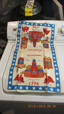 Bicentennial 1776 Independence Hall Wall Tapestry Free Priority Mail Ship USA