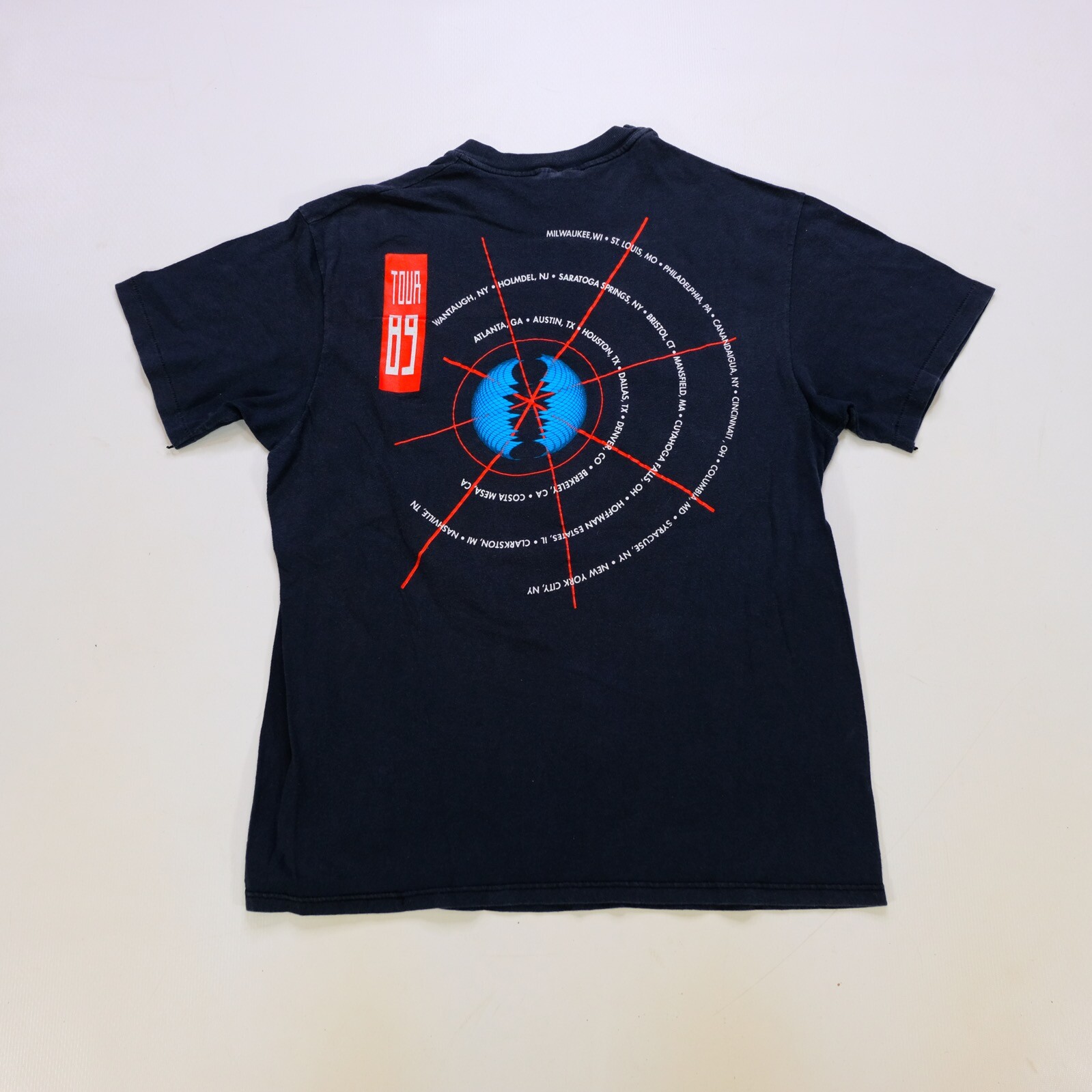 Jefferson Airplane Retro Band T-Shirt - Men's Black Official Logo Tee, 100% Ringspun Cotton (Size M)