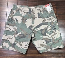 Wrangler Cargo Shorts Mens 38 Green Camo Relaxed Fit 10  Inseam Casual
