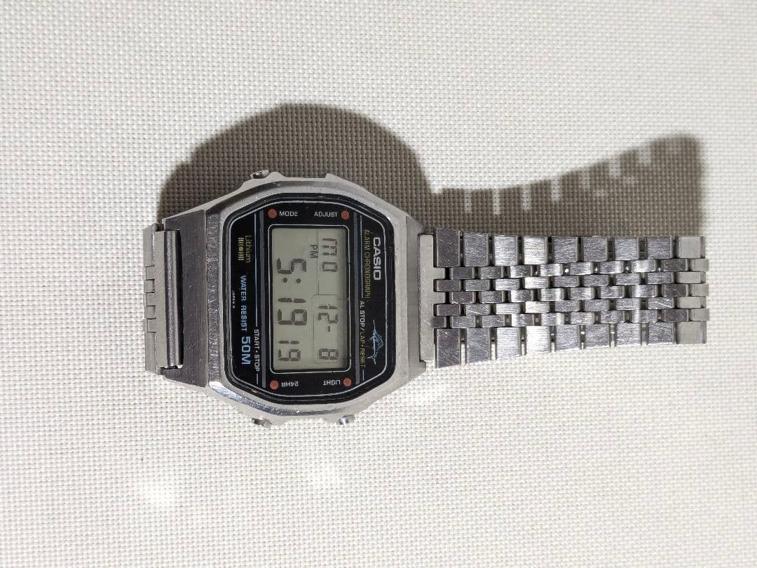 Casio W-36 Watch Vintage 80s Casio Marlin Red Circle Vintage Japan