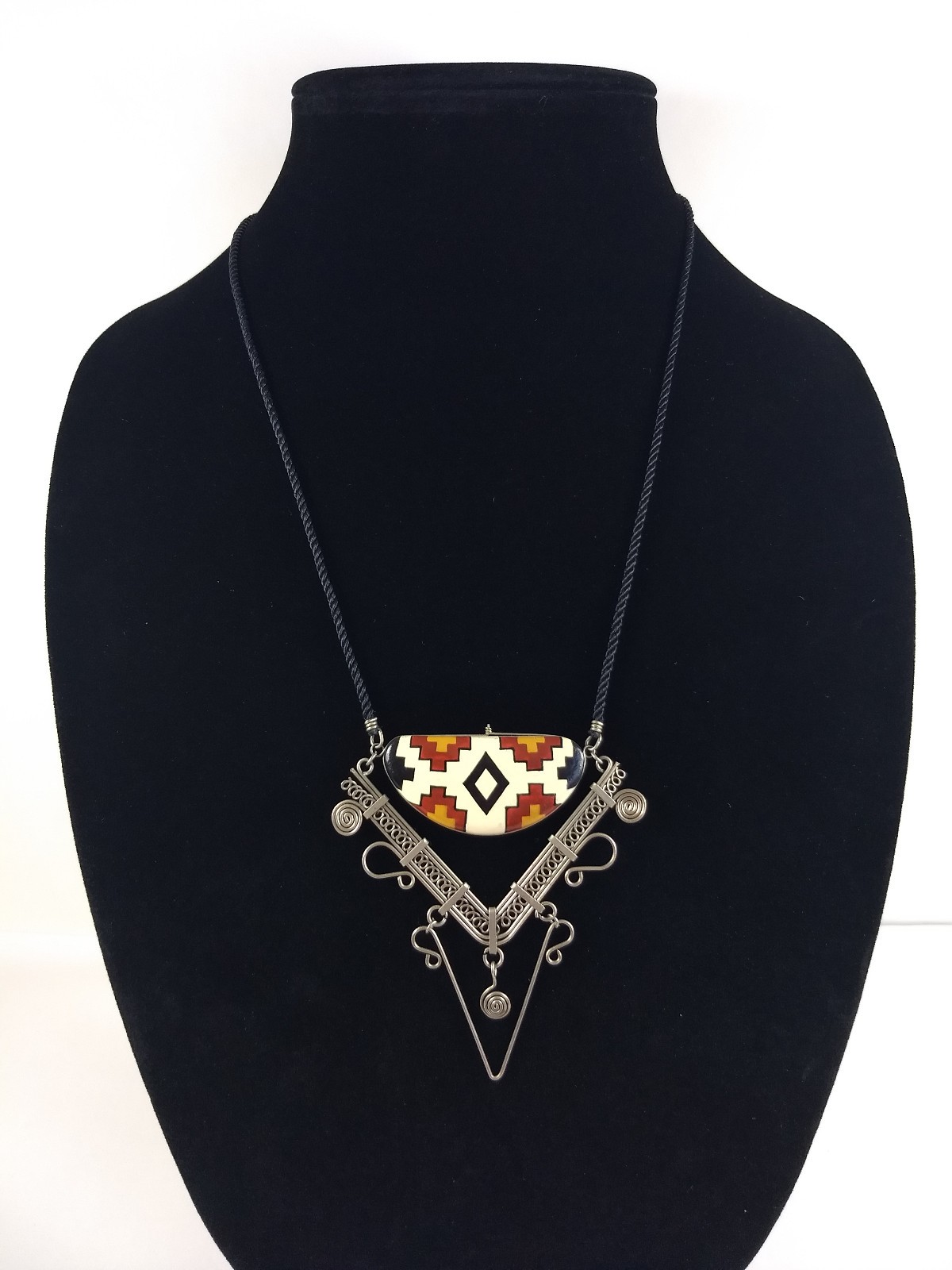 Geometric Pattern & Wire Wrap Statement Pendant N… - image 1