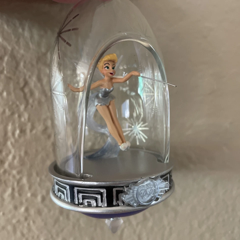 DISNEY 100 AÑOS DE MARAVILLA CAMPANILLA ADORNO NAVIDAD CÚPULA CRISTAL COLGANTE 3.5" Foto 4 de 4