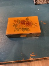 Ancienne boite à pilules rectangulaire