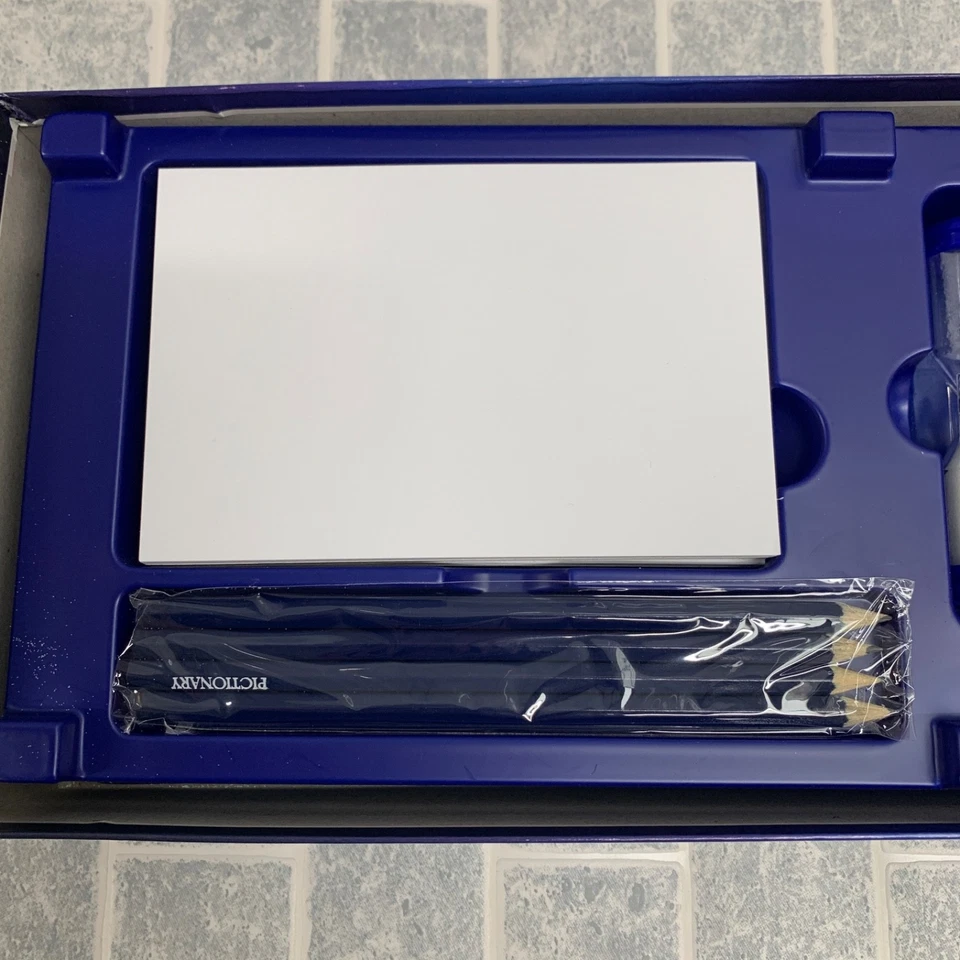 Vintage Pictionary Board Game Family Fun Vintage 1992 Unused Christmas Gift Idea - Image 4 of 4