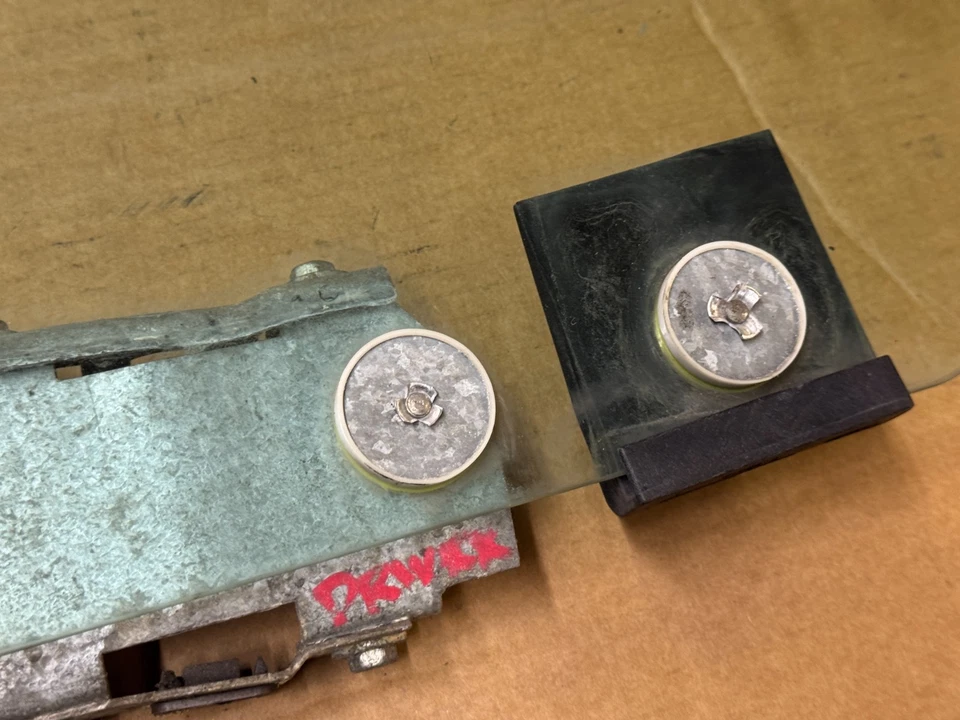 89-93 Ford Mustang CONVERTIBLE Drivers Door Glass Window CARLITE Factory OEM V8 - Image 4 of 4